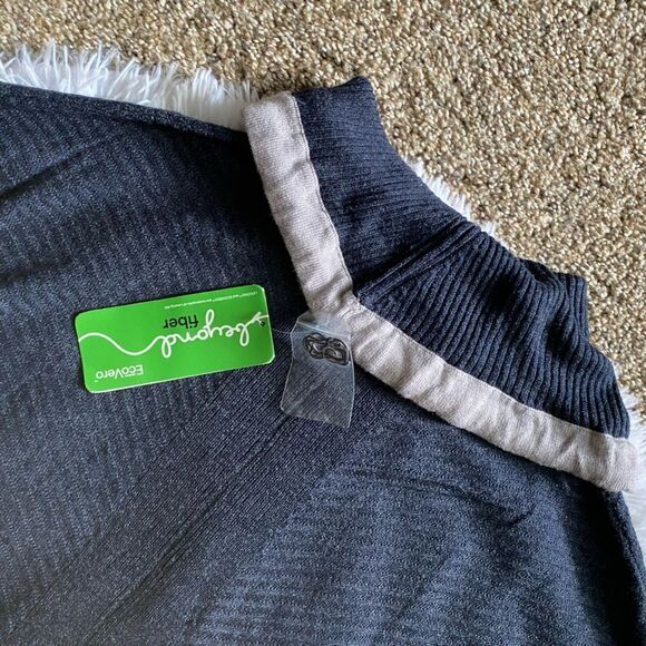 Zuda Sweater Womens Size Small - Picture 7 of 10